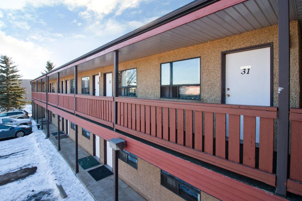 Horizon Motel Saint Albert Buitenkant foto